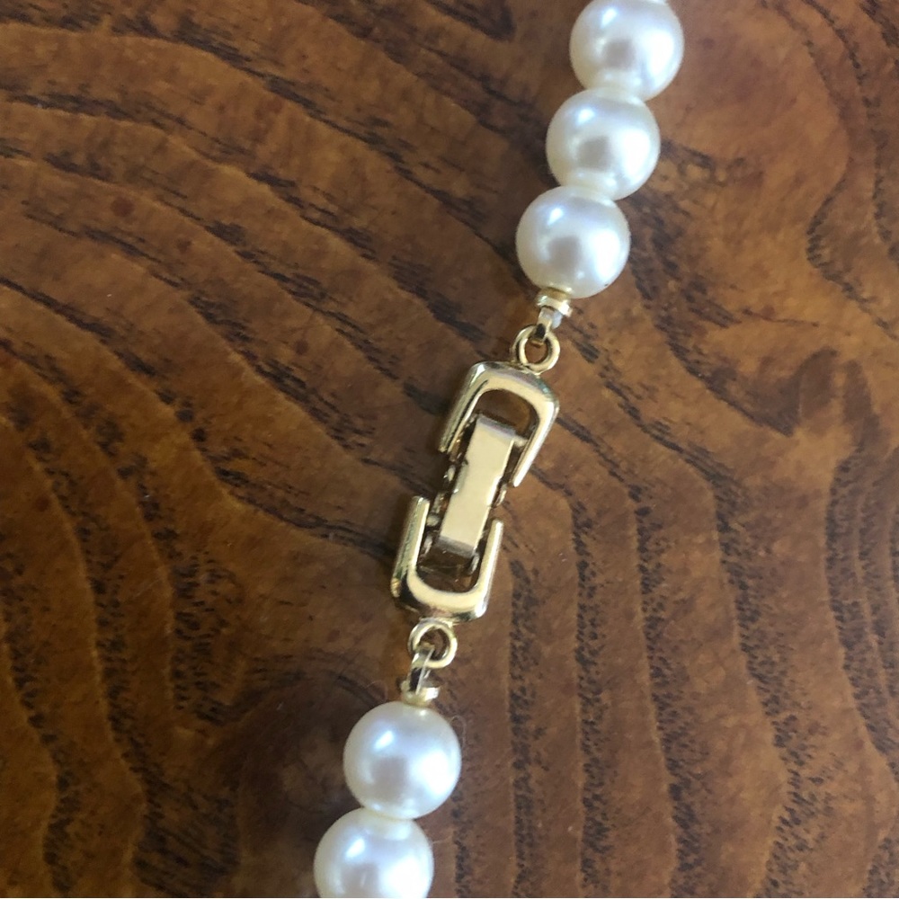Vintage cream glass pearl cluster gold plated necklace - Picture 11 of 11